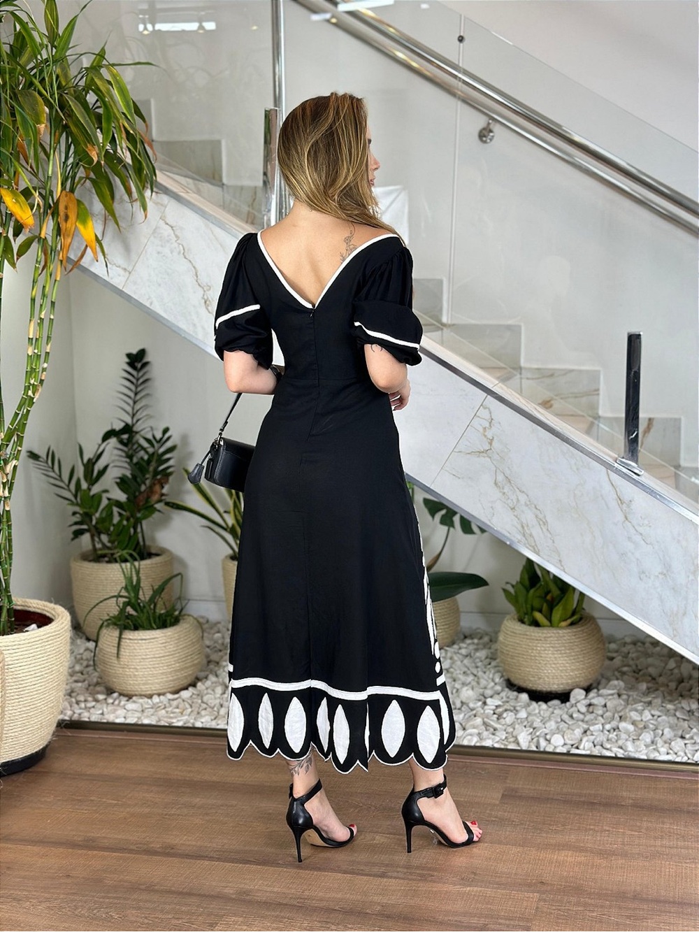 FARM Rio Embroidered Samambaia Midi Dress - Picture 4 of 6